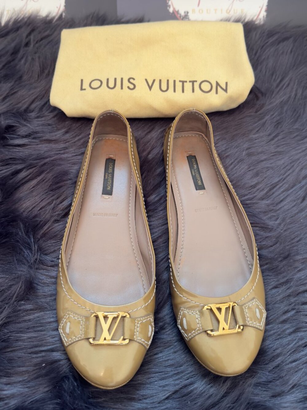 Louis Vuitton Gold-Tone Patent Leather LV Logo Ballet Flats
